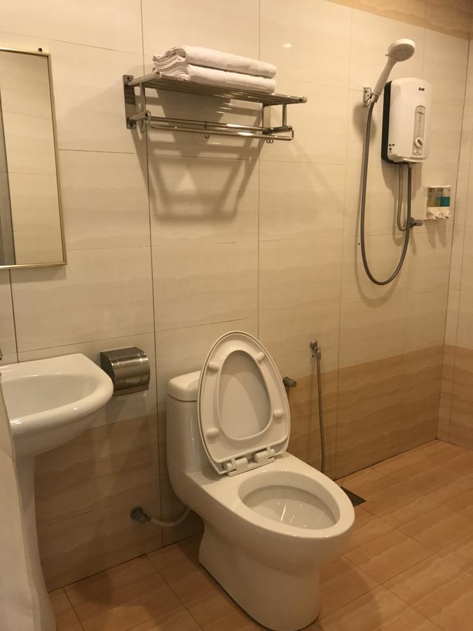Se Two Hotel Butterworth Luaran gambar